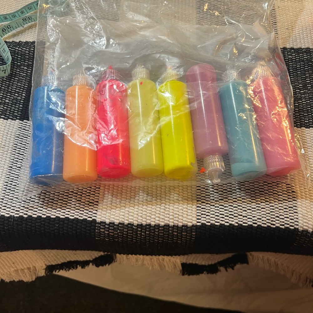 Vibrant Party Paint Set - 8 Colors